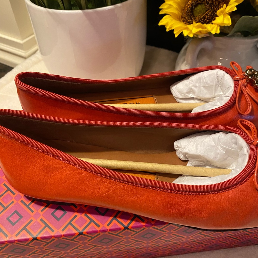 Tory Burch Charm Ballet Flats - Picture 11 of 14
